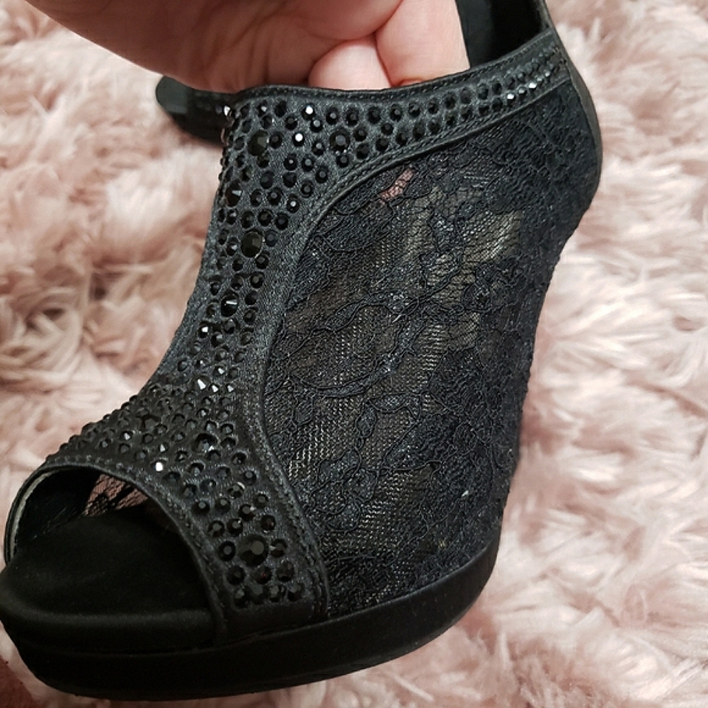 Black Lace AYAEL9 Michaelangelo Heels - Picture 10 of 11